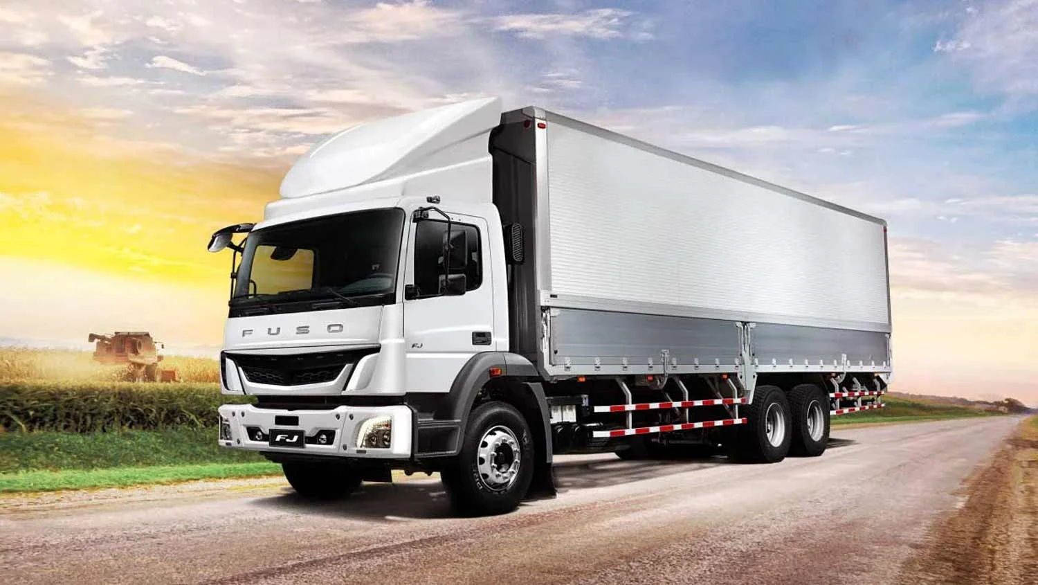 Los camiones pesados FJ de FUSO que utiliza la empresa Alimentos Guarani en Paraguay