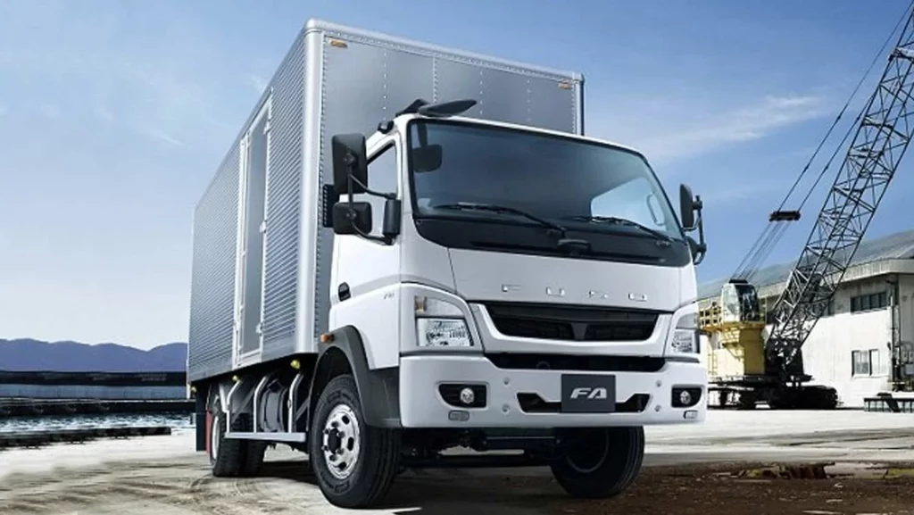 Camiones de carga media FUSO FA, ideales para negocios con todo tipo de necesidades
